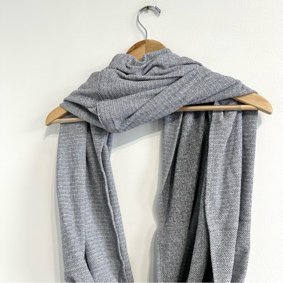 Lululemon Vinyasa Scarf Rulu convertible soft multi-way grey herringbone - Picture 6 of 13